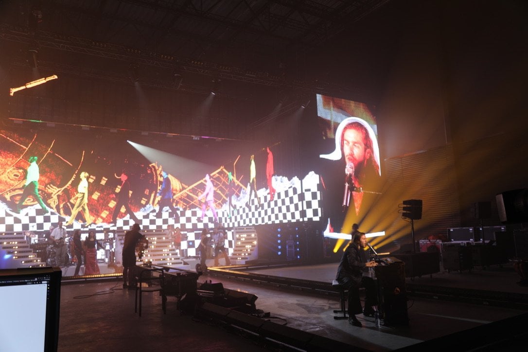 Konsertproduktion i full skala under produktionsrepetition i MTAB LIVE Blackbox Studio nära Stockholm