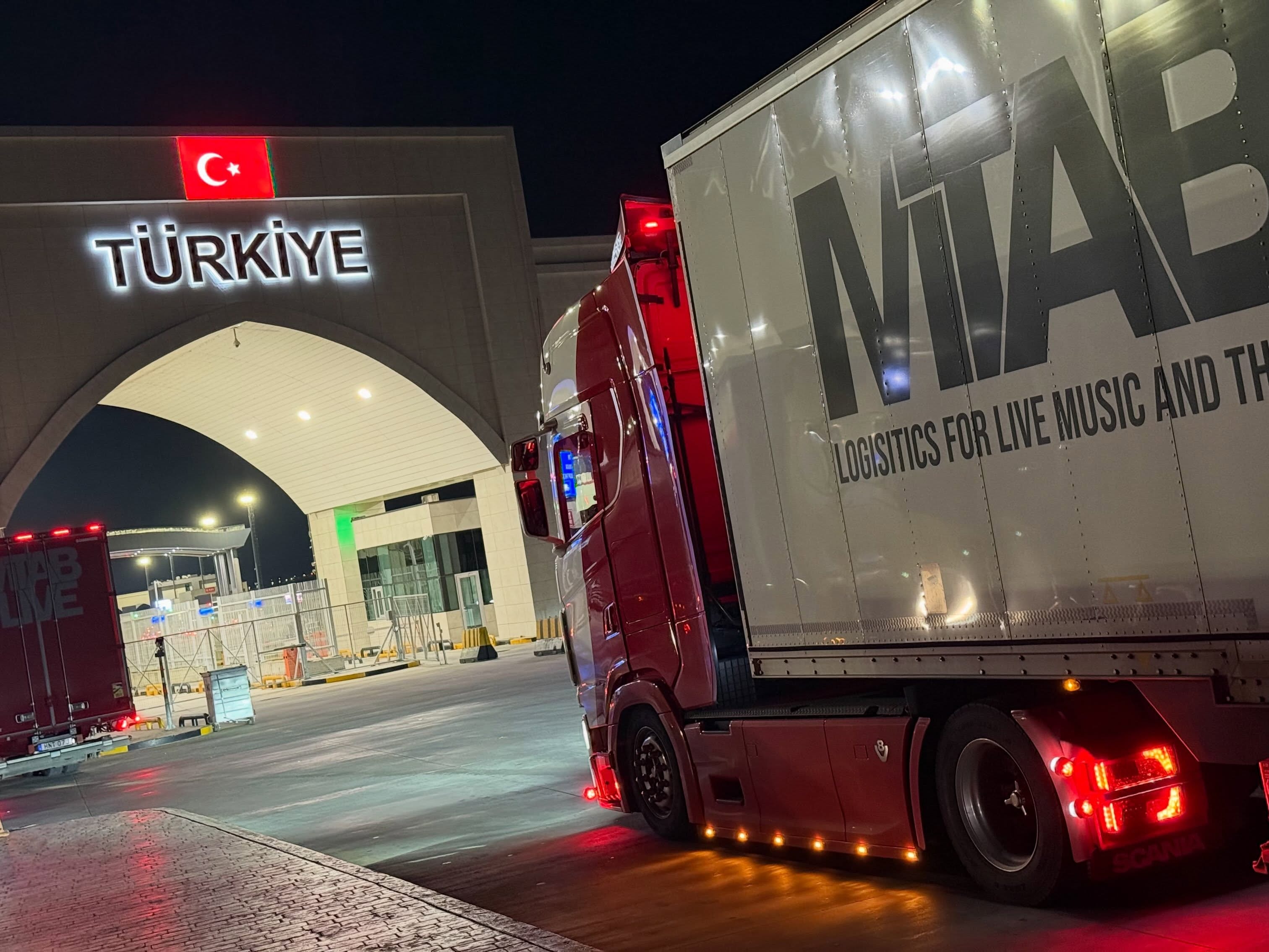 MTAB LIVE truck crossing the border into Türkiye